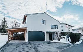 Charming 4 Bed Flat In Flims